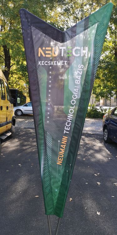Ismét házhoz jött az egyetem