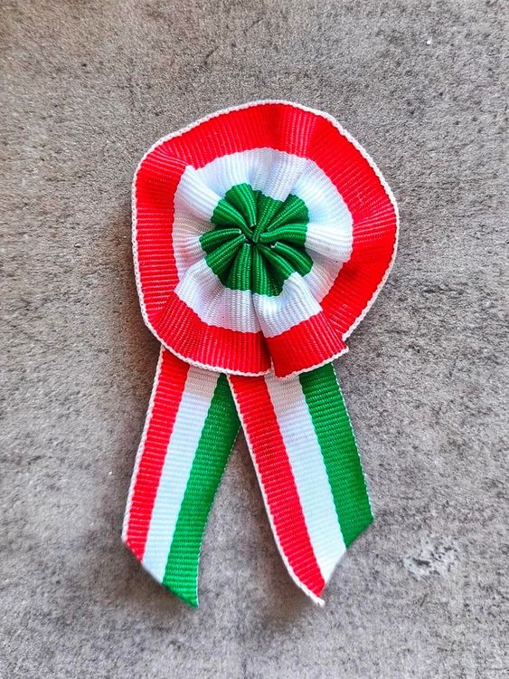 Éljen a magyar szabadság ,éljen a Haza!